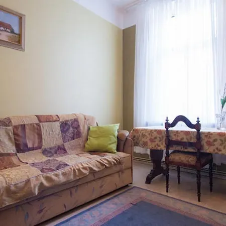 Gertrudes Street Apartment Apartment *